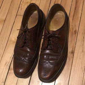 Size 11.5 mahogany brown leather Oxford wing tip dress shoes